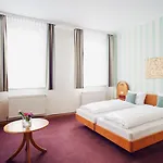 Szálloda Schwarzer Baer 4*