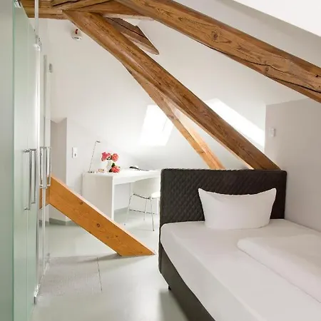 Hotel Schwarzer Bar 4*