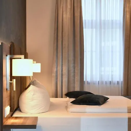 Schwarzer Baer Otel Jena