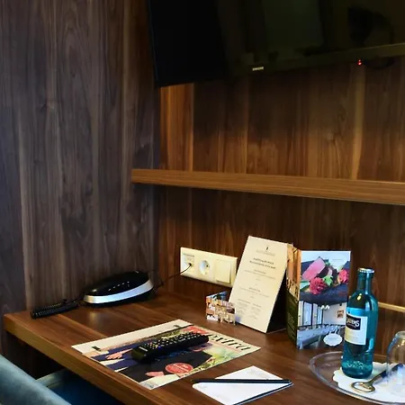 Schwarzer Bar Hotel Jena