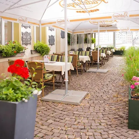 Hotell Schwarzer Baer