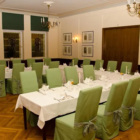 Hotell Schwarzer Baer