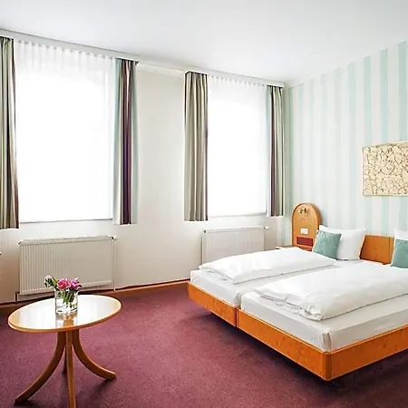 Schwarzer Baer 4* Jena