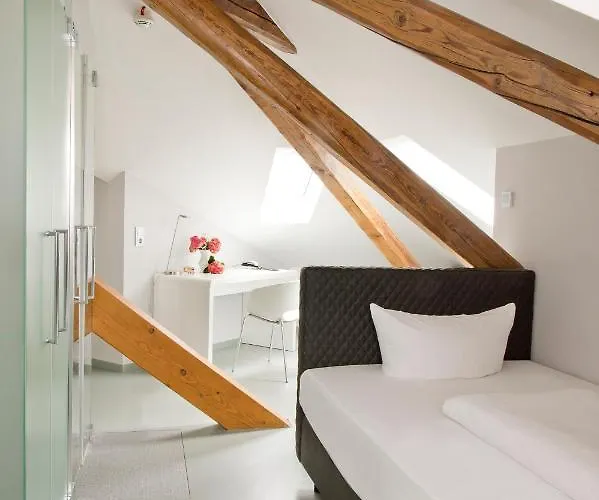 Szálloda Schwarzer Baer 4*