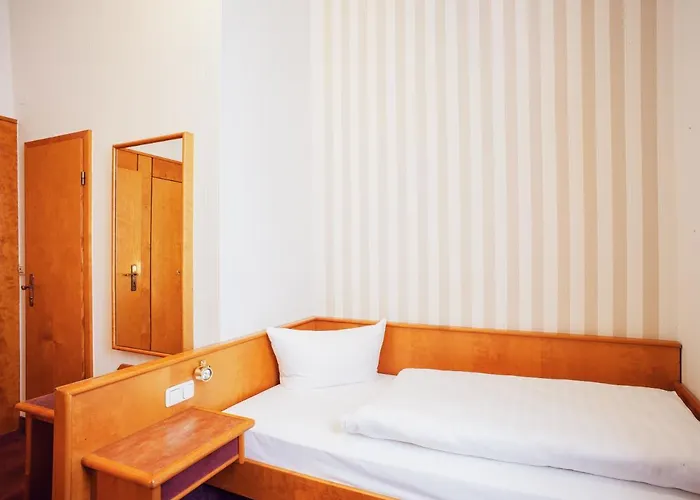 ホテル シュヴァルツァー ベア イェーナ