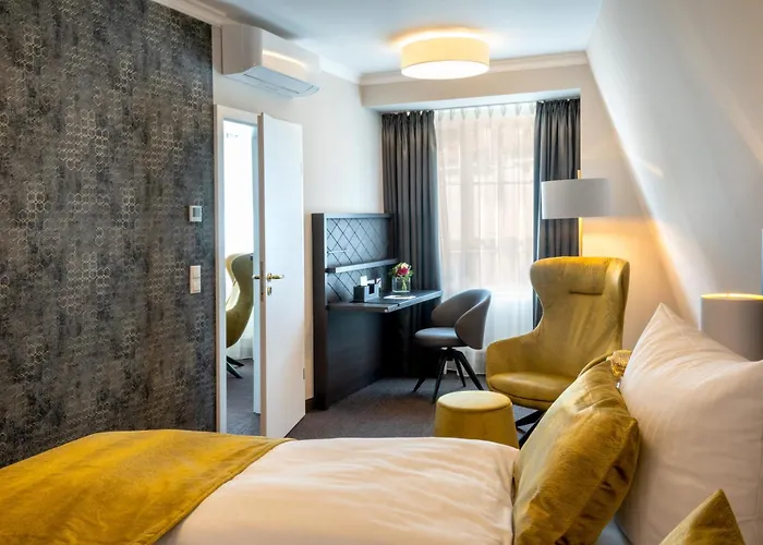 シュヴァルツァー ベア ホテル